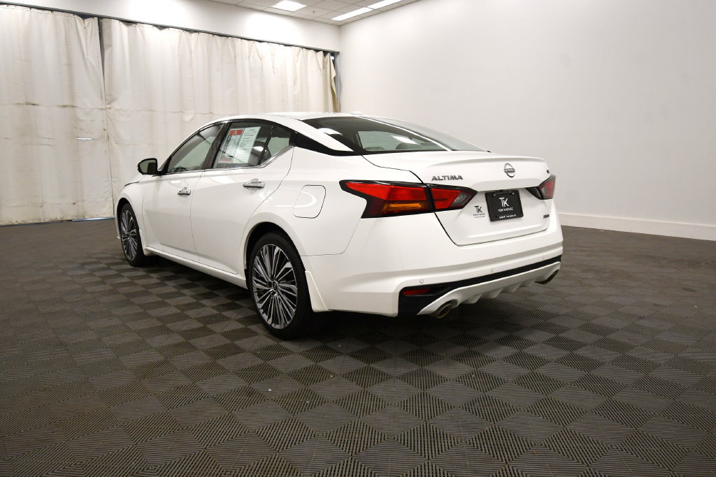 Used 2024 Nissan Altima 2.5 SL AWD/4WD image 5
