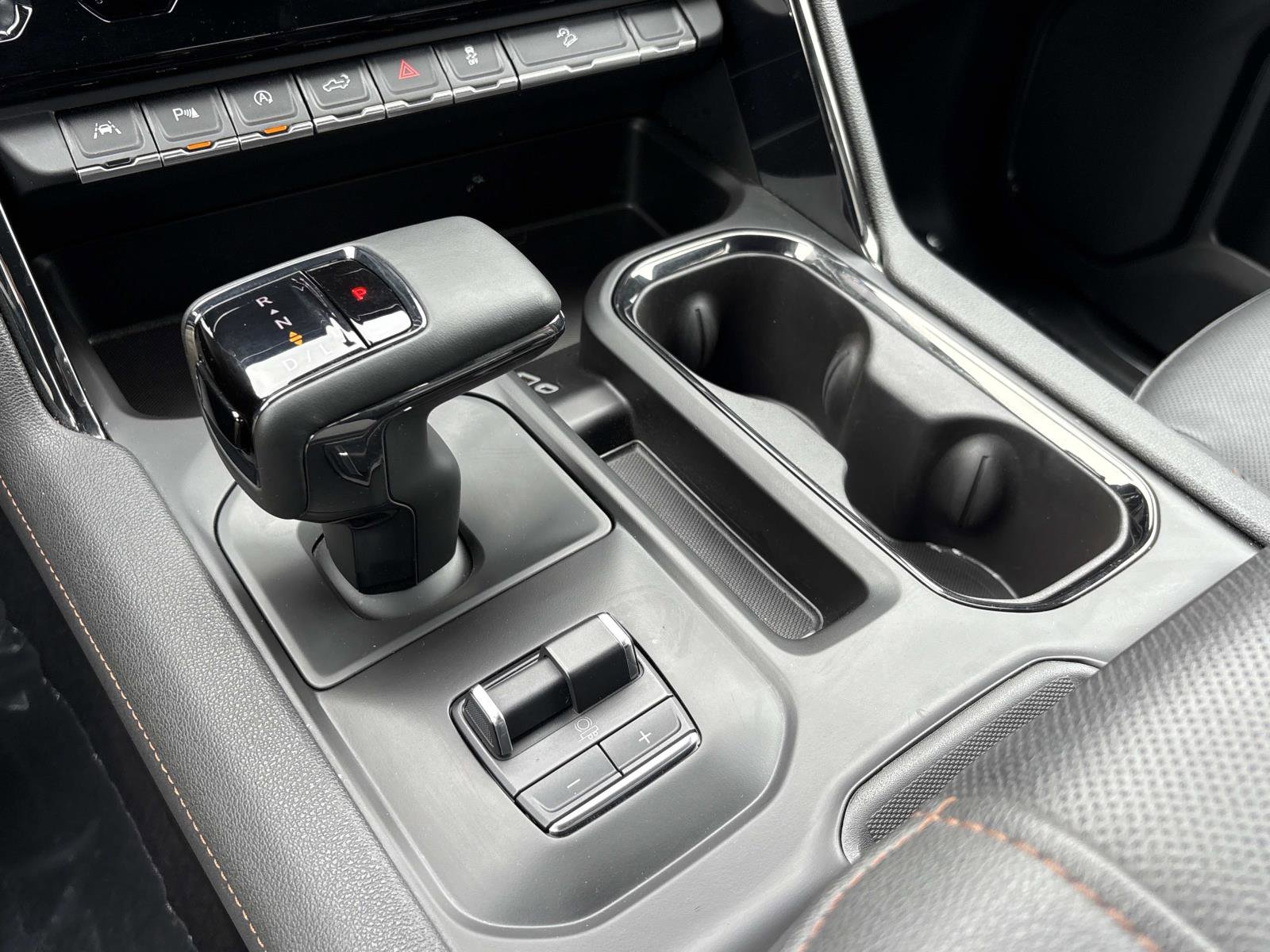 Certified 2024 GMC Sierra 1500 AT4 w/ AT4 Preferred Package AWD/4WD image 26