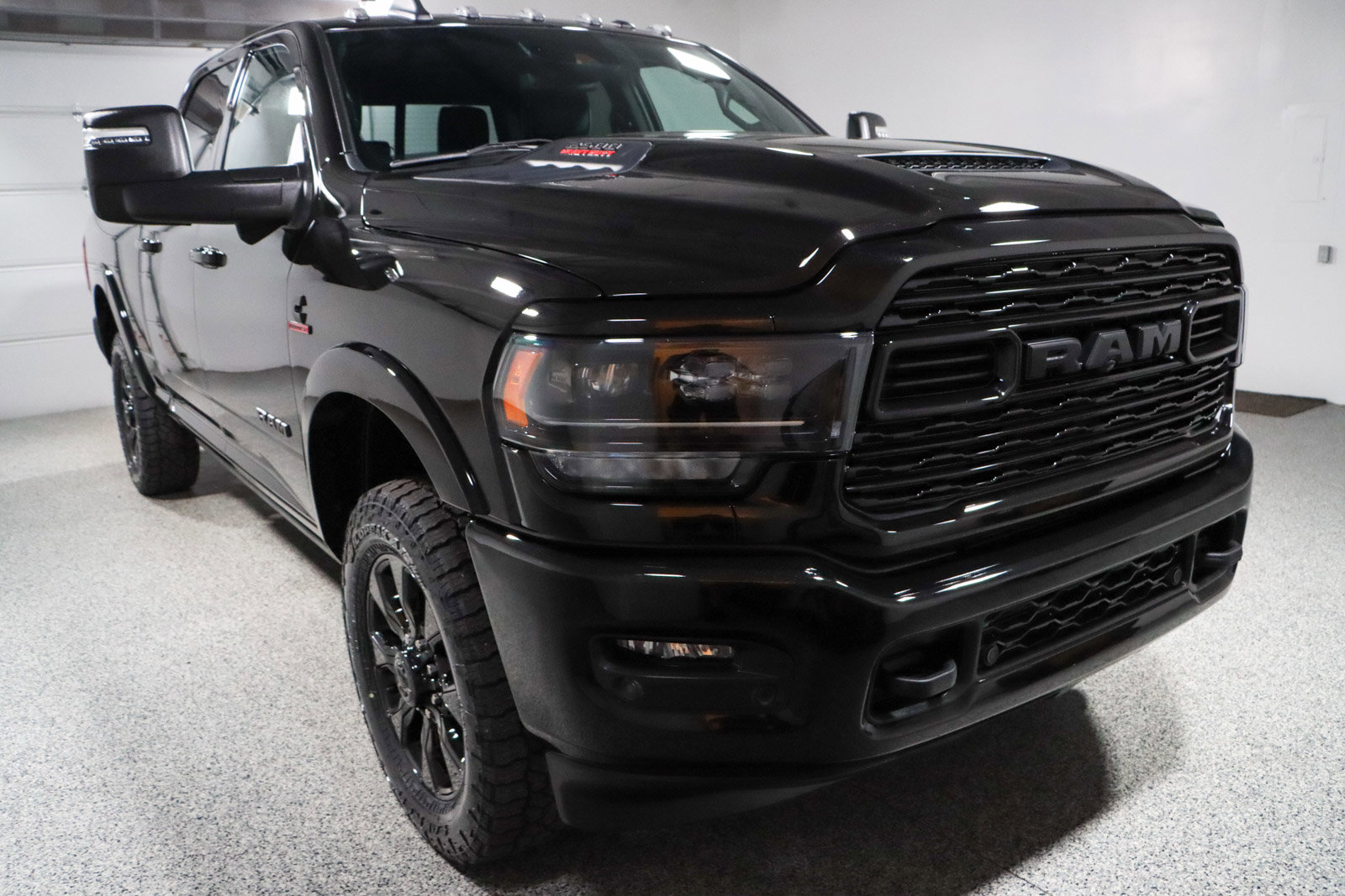 Used 2023 RAM 2500 Limited image 5