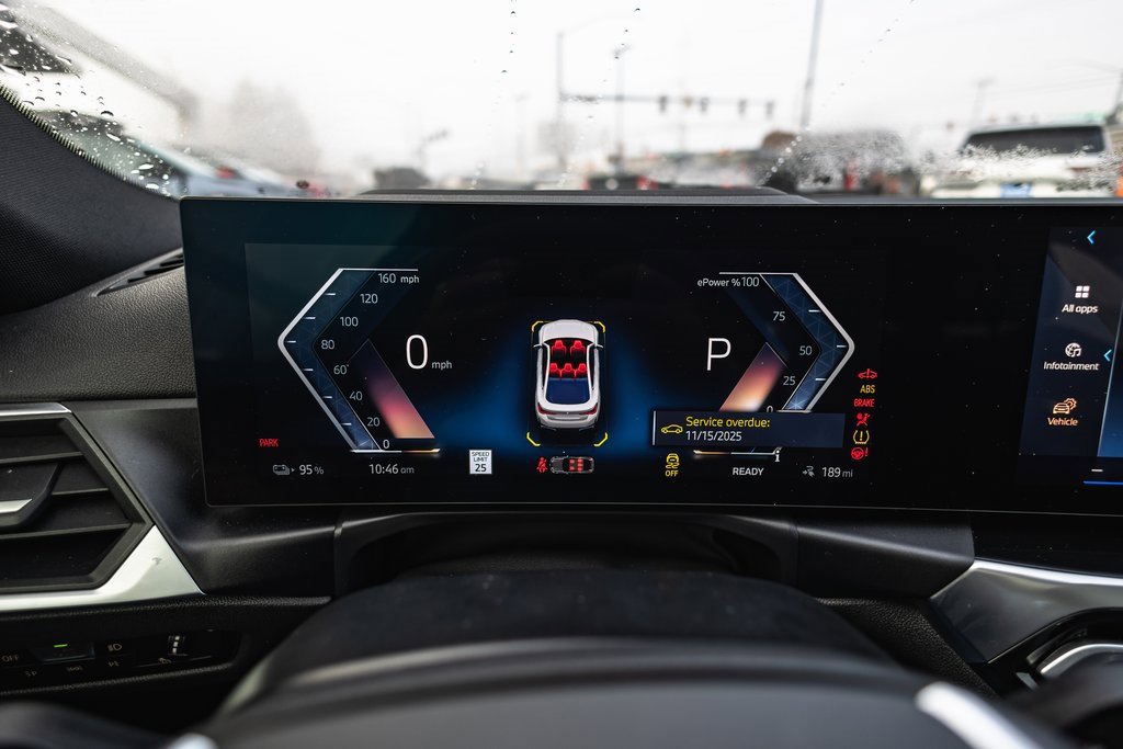 Used 2024 BMW i4 xDrive40i image 13