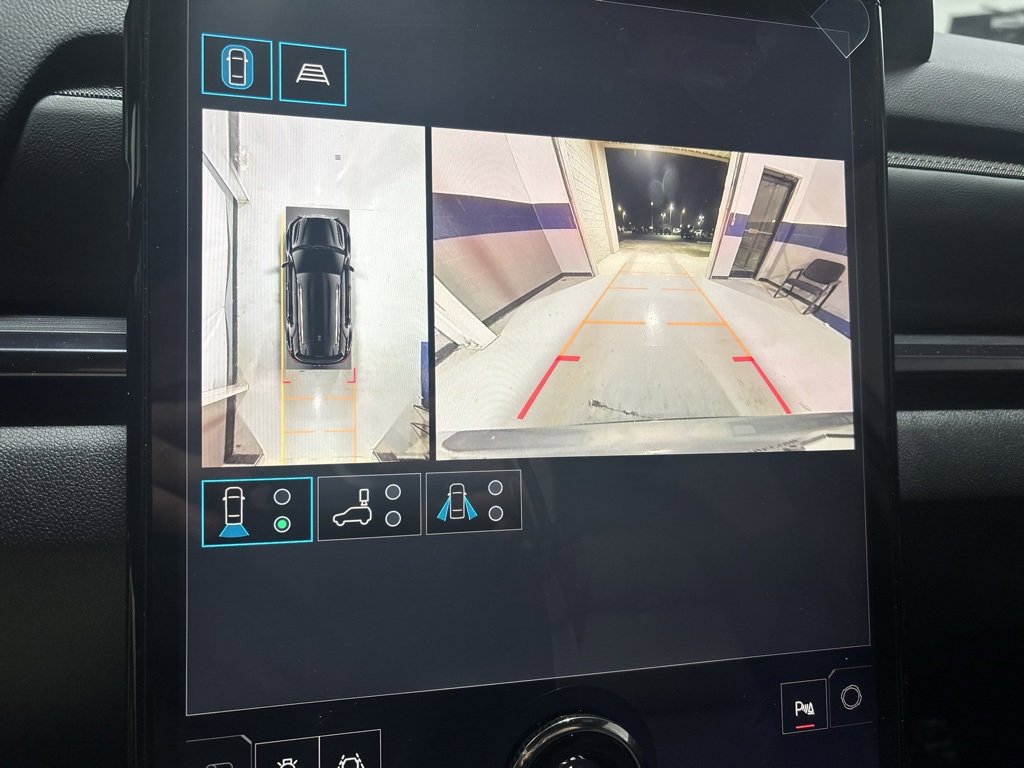 New 2026 GMC Terrain AT4 w/ Convenience Package III image 19