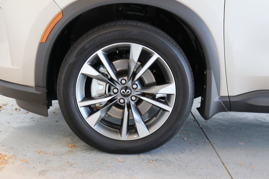 Certified 2025 INFINITI QX60 Luxe image 44