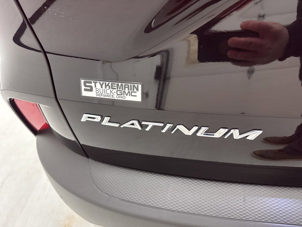 Used 2024 Ford Escape Platinum image 17