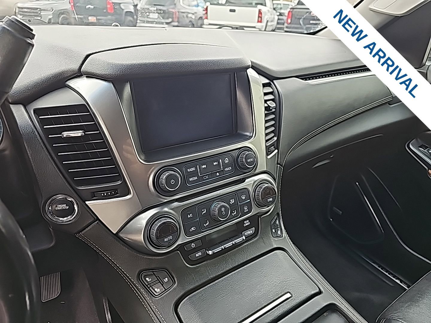 Used 2019 Chevrolet Suburban Premier AWD/4WD image 13