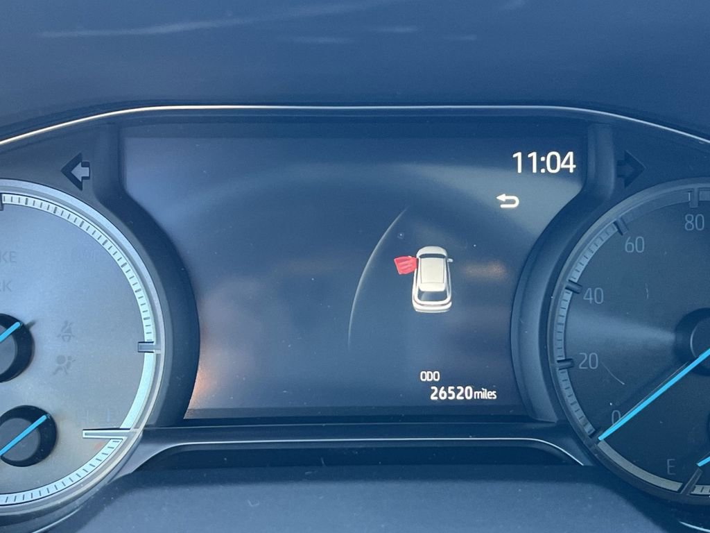 Used 2023 Toyota Venza Nightshade image 17