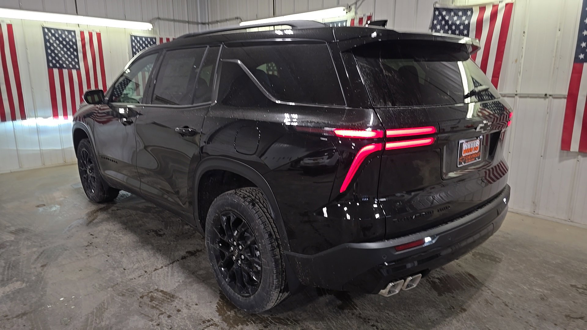 New 2026 Chevrolet Traverse LT image 2