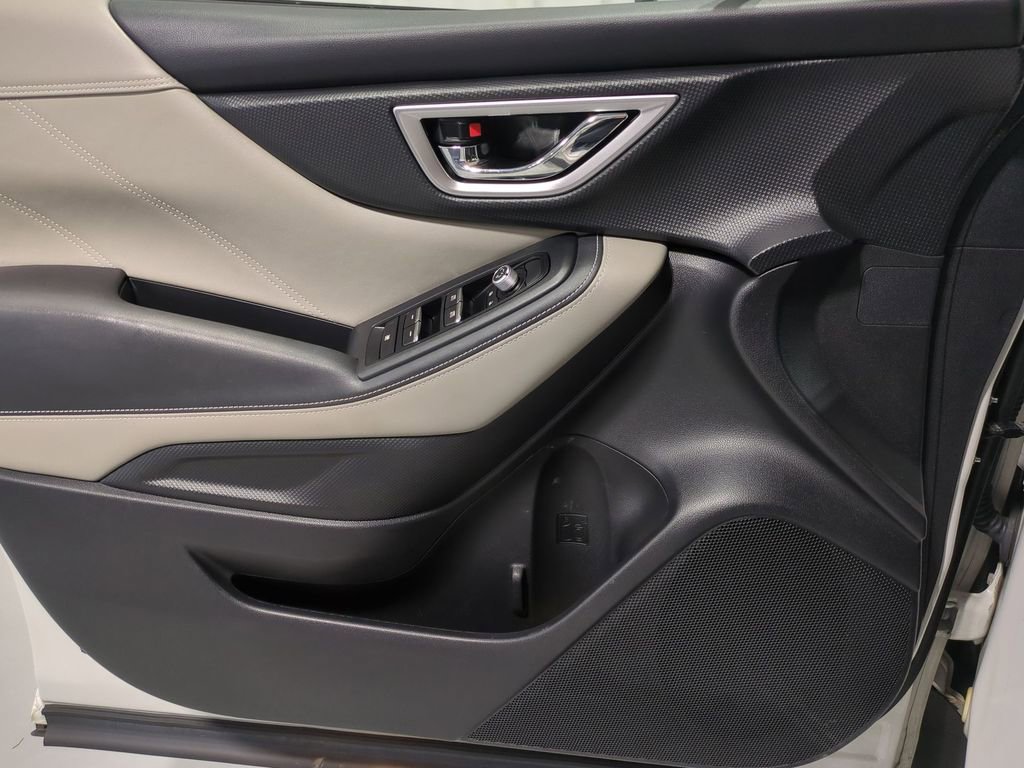 Used 2022 Subaru Forester Limited image 35