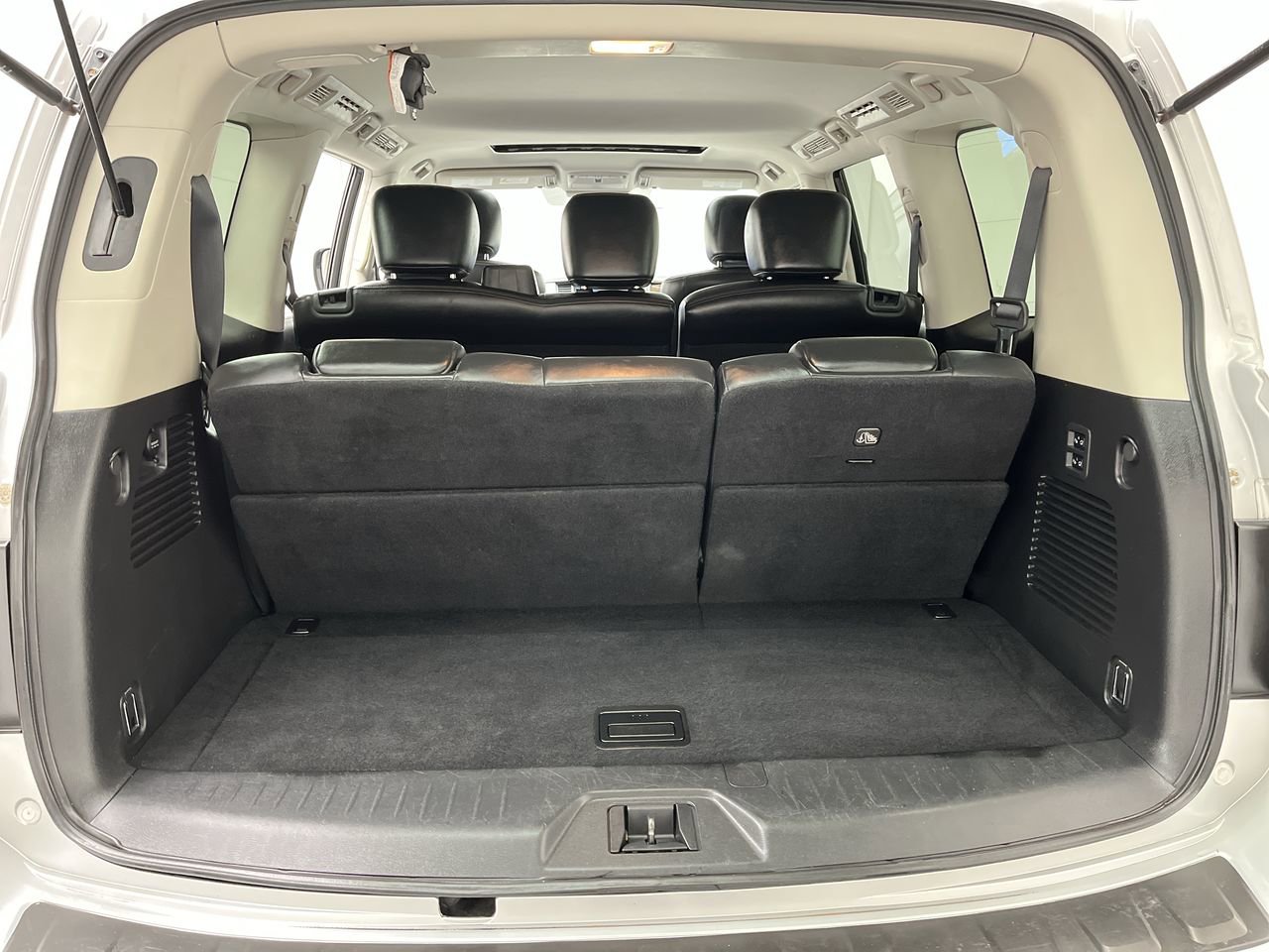 Used 2020 Nissan Armada SL w/ Premium Package AWD/4WD image 31