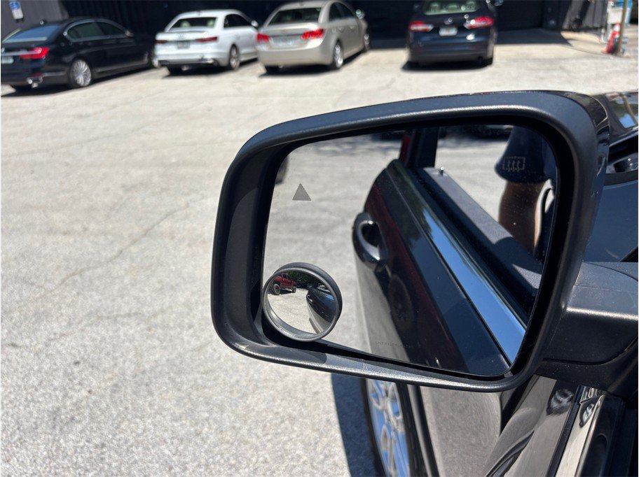 Used 2019 Jeep Grand Cherokee Laredo AWD/4WD image 17