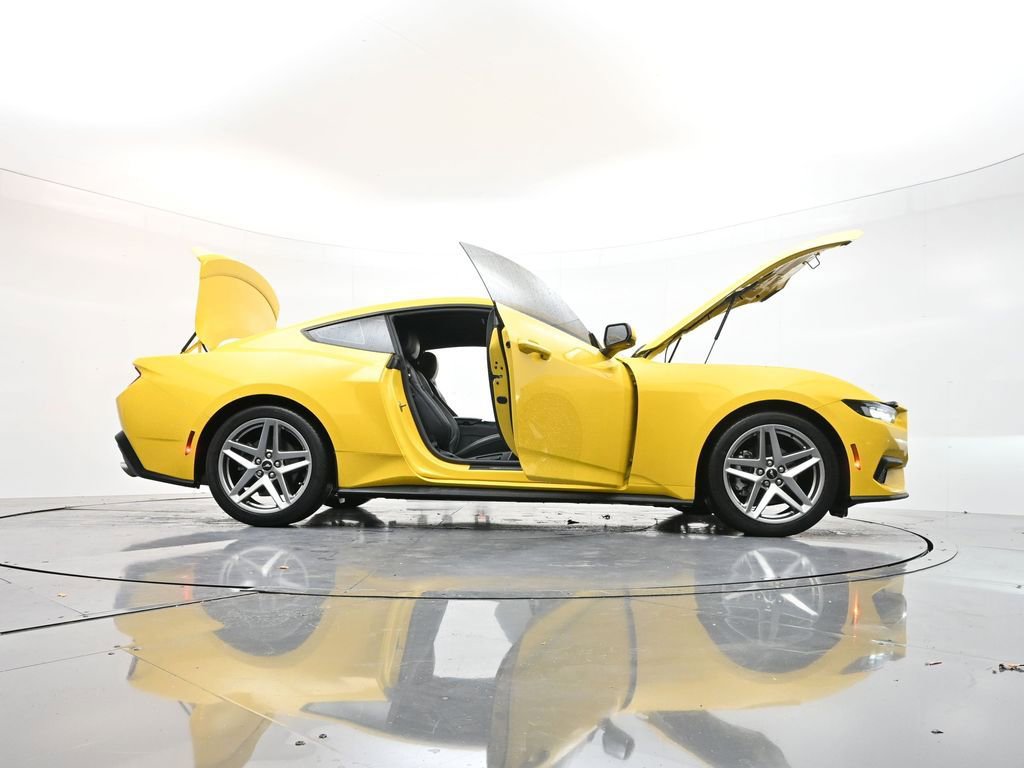 Used 2024 Ford Mustang Premium image 42
