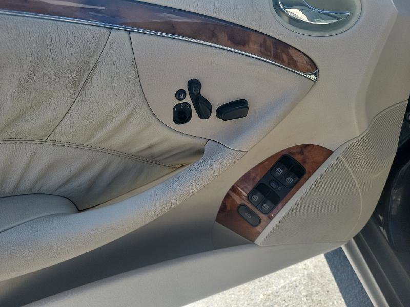 Used 2005 Mercedes-Benz CLK 500 Cabriolet image 14