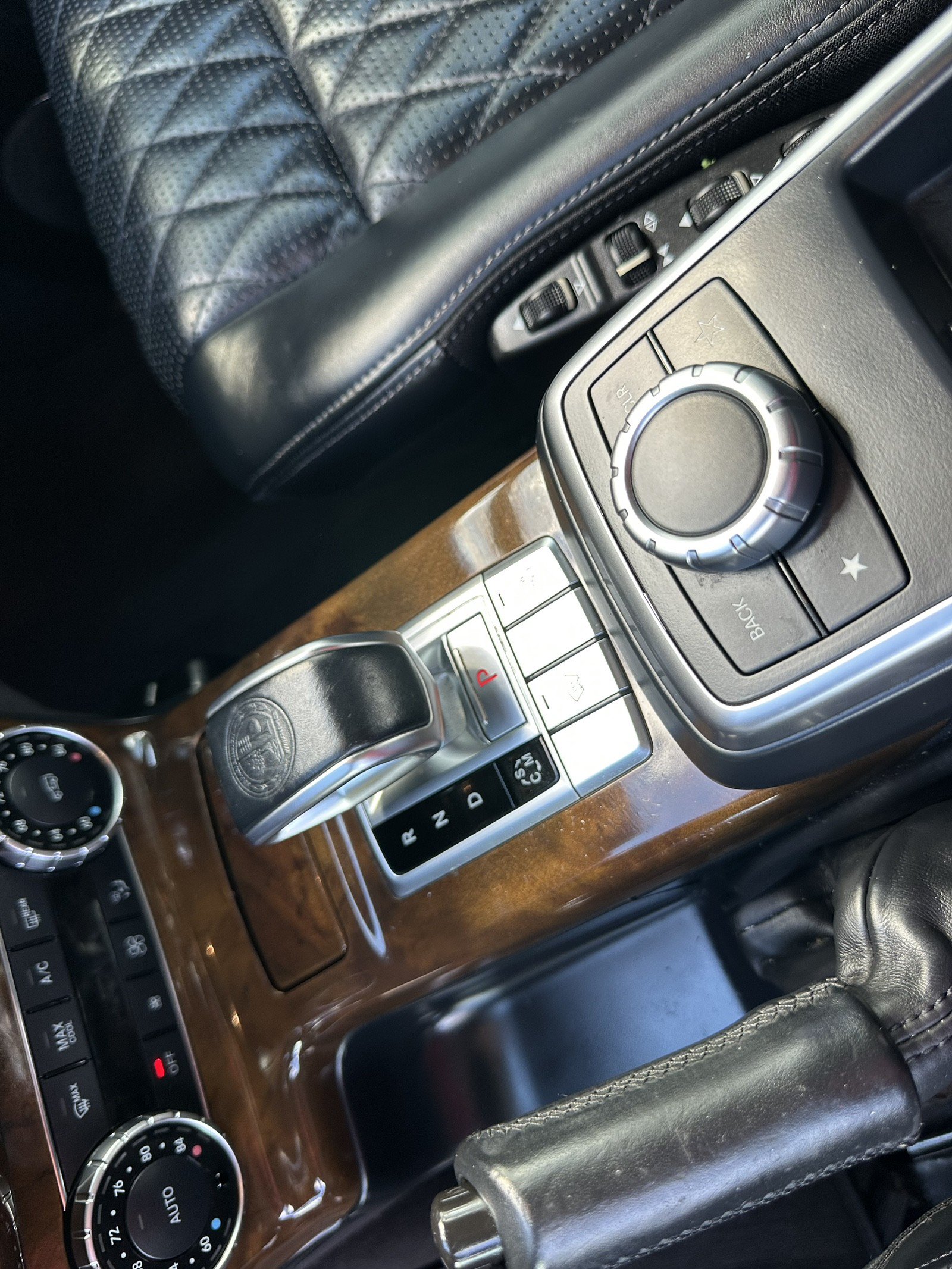 Used 2014 Mercedes-Benz G 63 AMG 4MATIC image 24