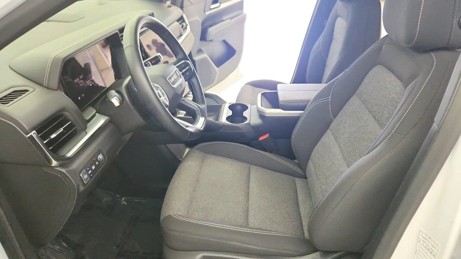 Used 2026 GMC Terrain Elevation FWD image 23