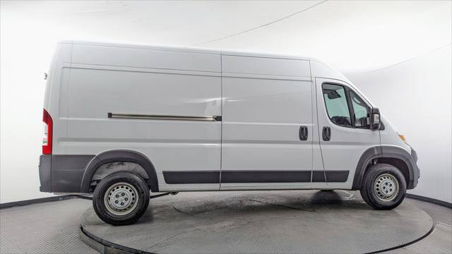 Used 2024 RAM ProMaster 2500 w/ Convenience Group FWD image 9