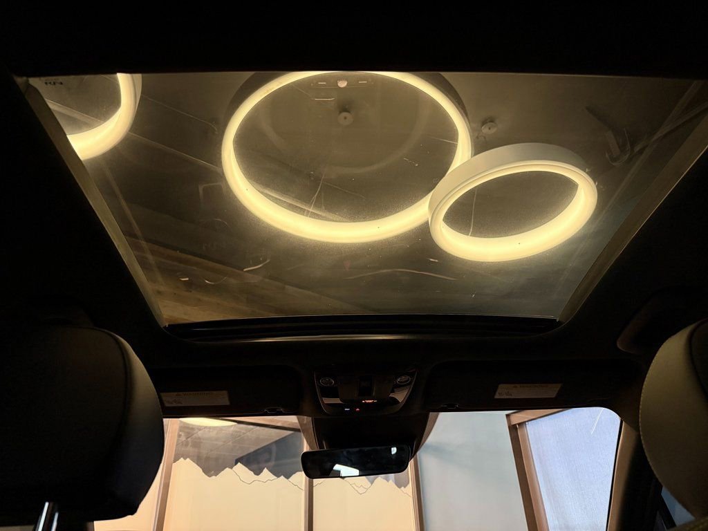 Used 2025 Kia K5 GT w/ GT1 Package image 24