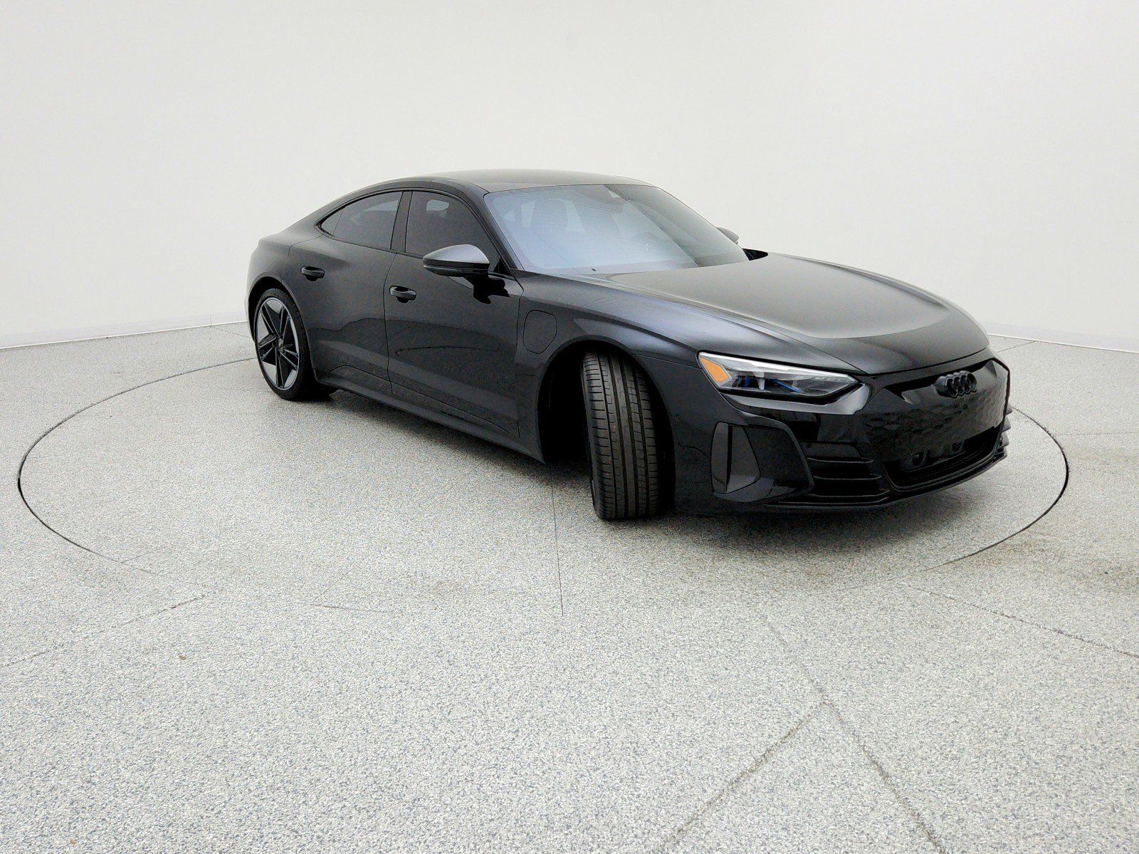 Used 2022 Audi RS e-tron GT AWD/4WD image 3