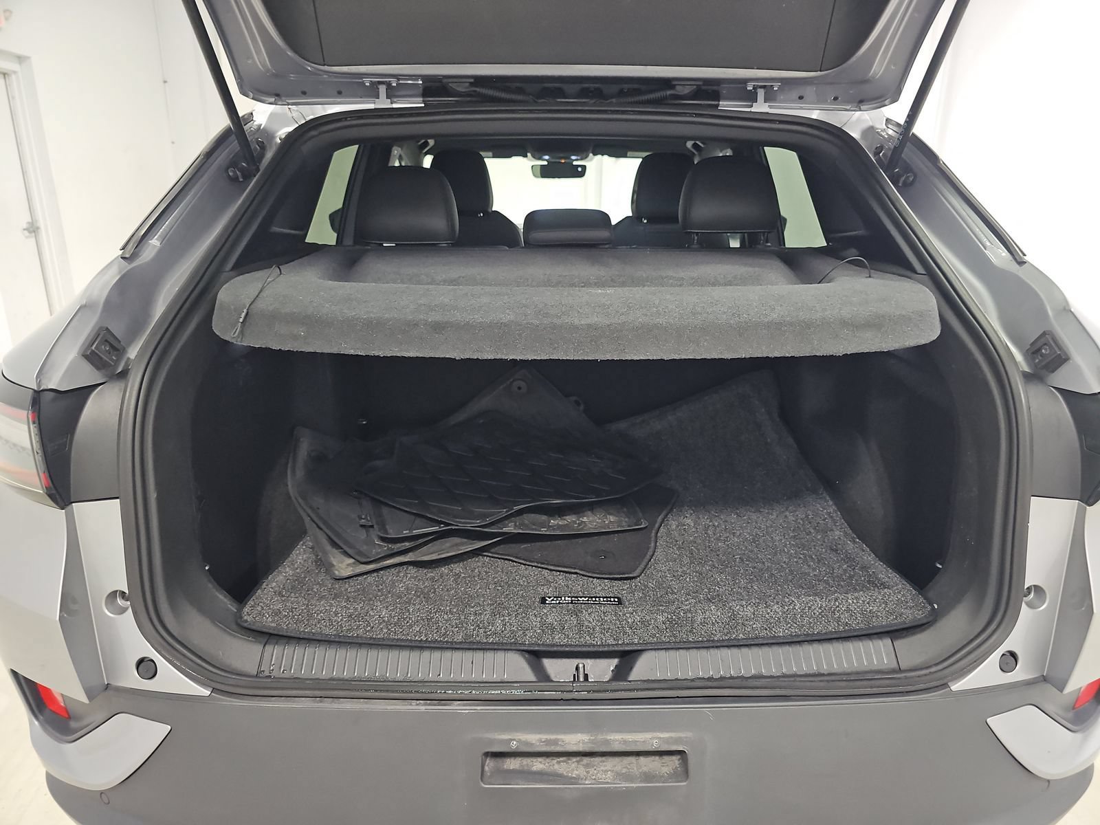Used 2023 Volkswagen ID.4 Pro RWD image 13