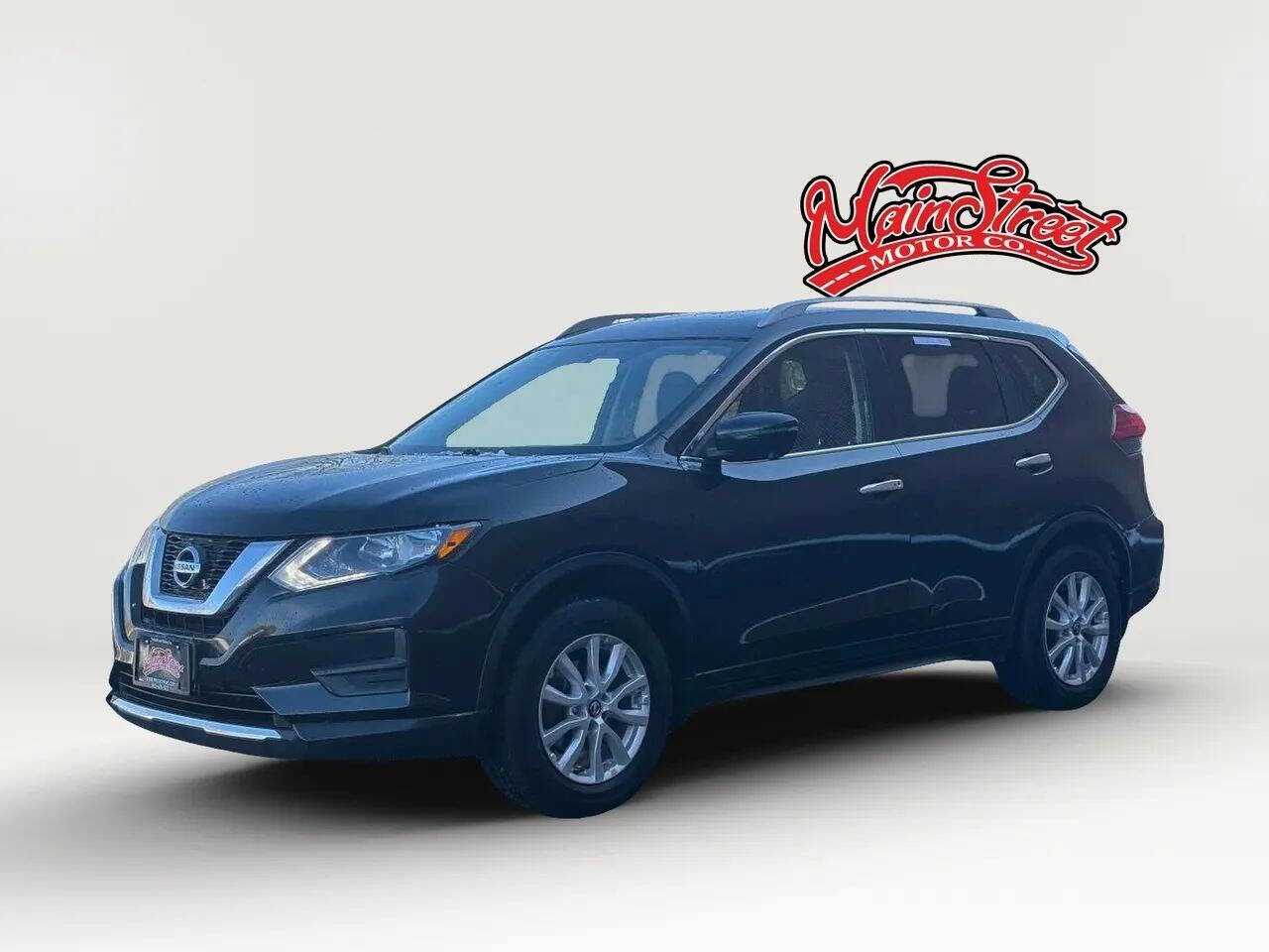 Used 2017 Nissan Rogue SV image 3