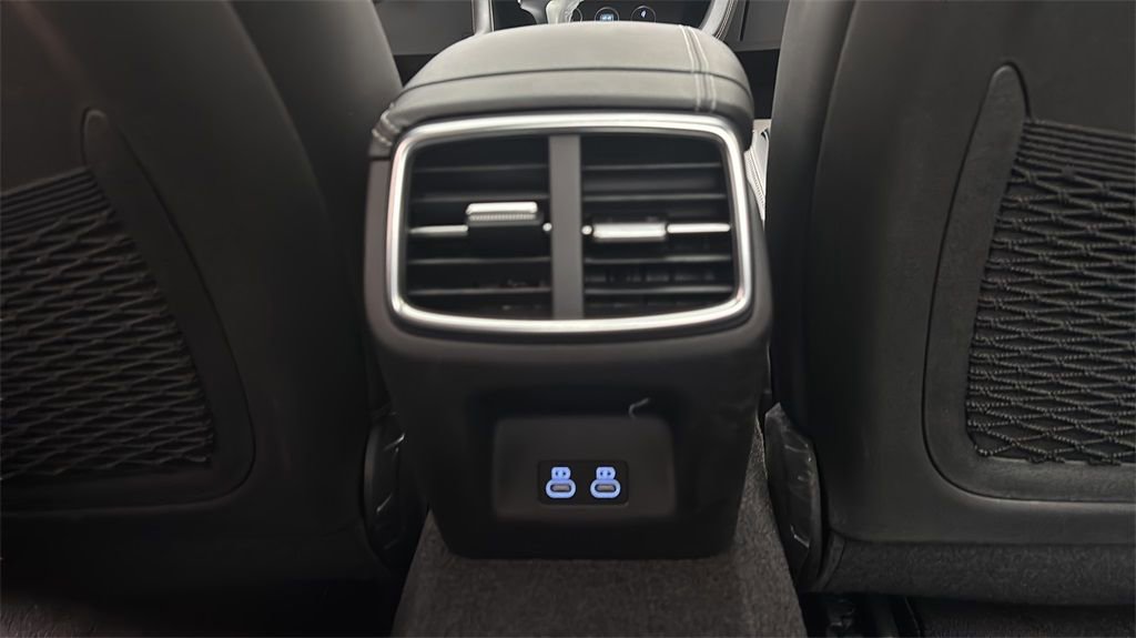 New 2026 Genesis G70 2.5T Prestige image 11