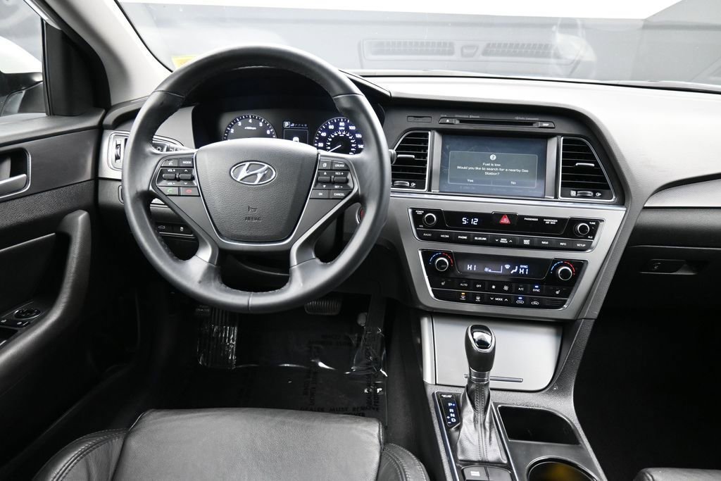 Used 2016 Hyundai Sonata Sport w/ Option Group 03 FWD image 20