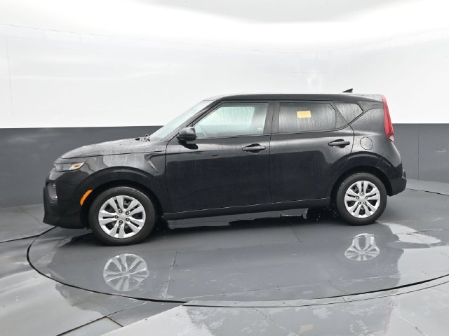 Used 2022 Kia Soul LX FWD image 5
