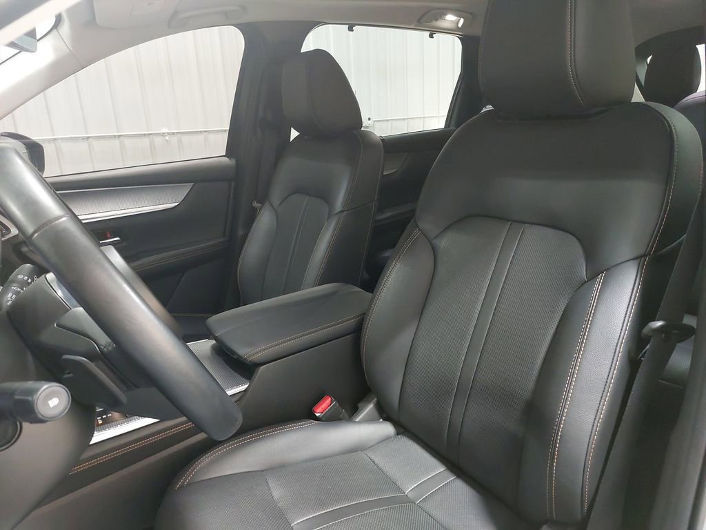 Used 2024 MAZDA CX-90 Plug-In Hybrid w/ Premium Pkg image 17