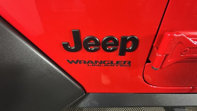 Used 2022 Jeep Wrangler Unlimited Sport AWD/4WD image 9