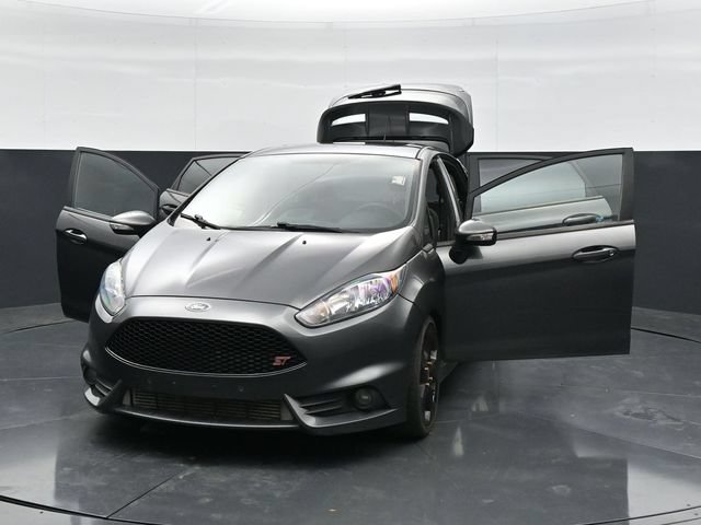 Used 2018 Ford Fiesta ST FWD image 46