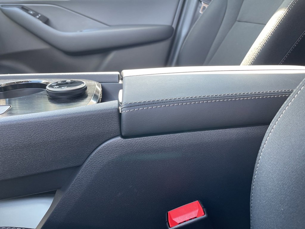 New 2026 Nissan Rogue S image 13