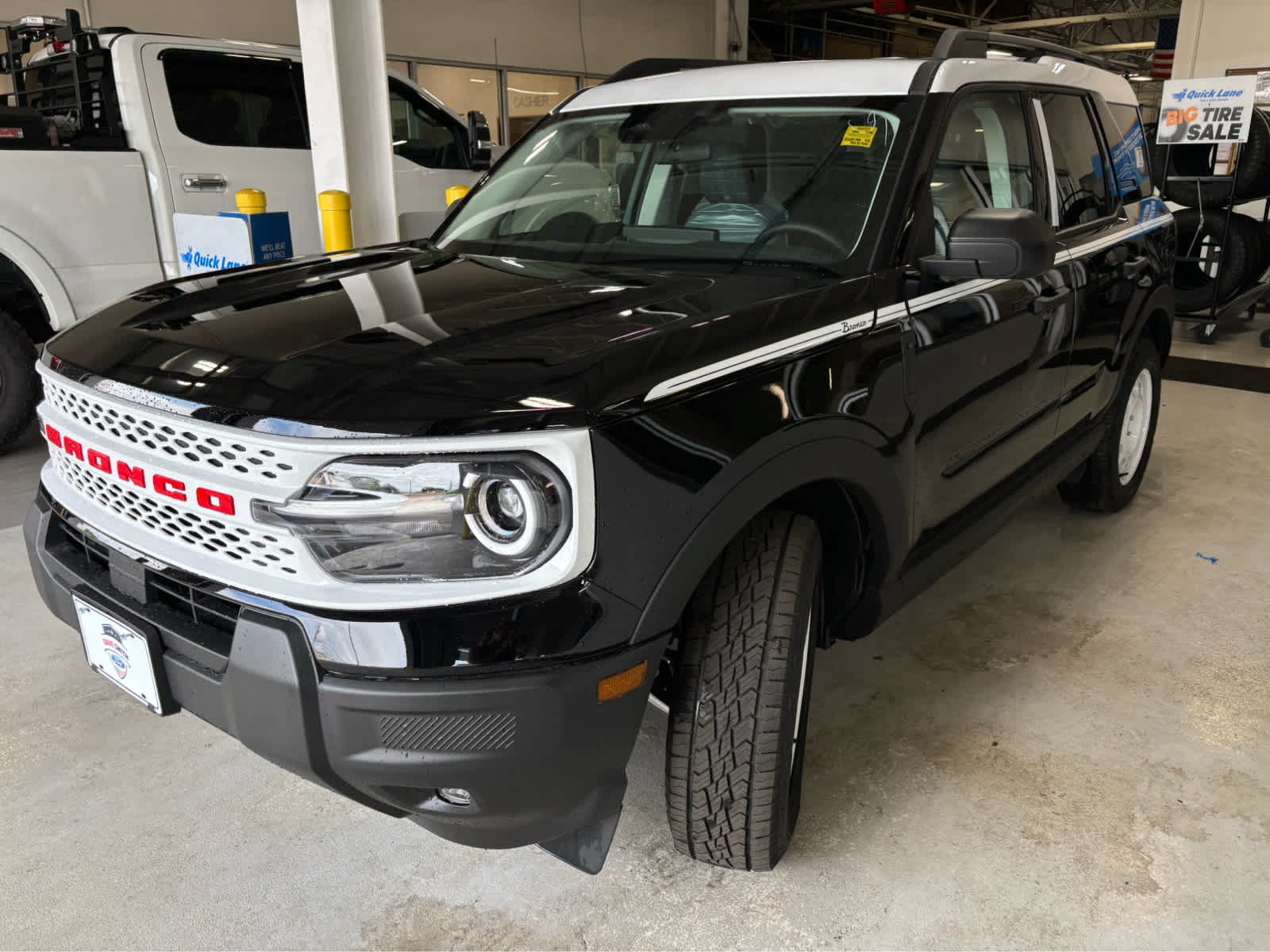 New 2026 Ford Bronco Sport Heritage w/ Convenience Package AWD/4WD image 4