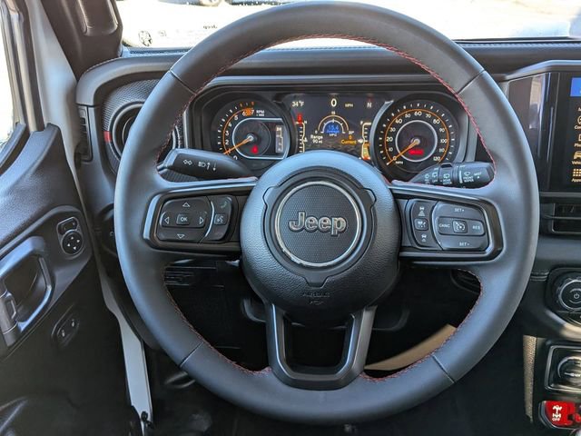 Used 2024 Jeep Wrangler Rubicon image 14
