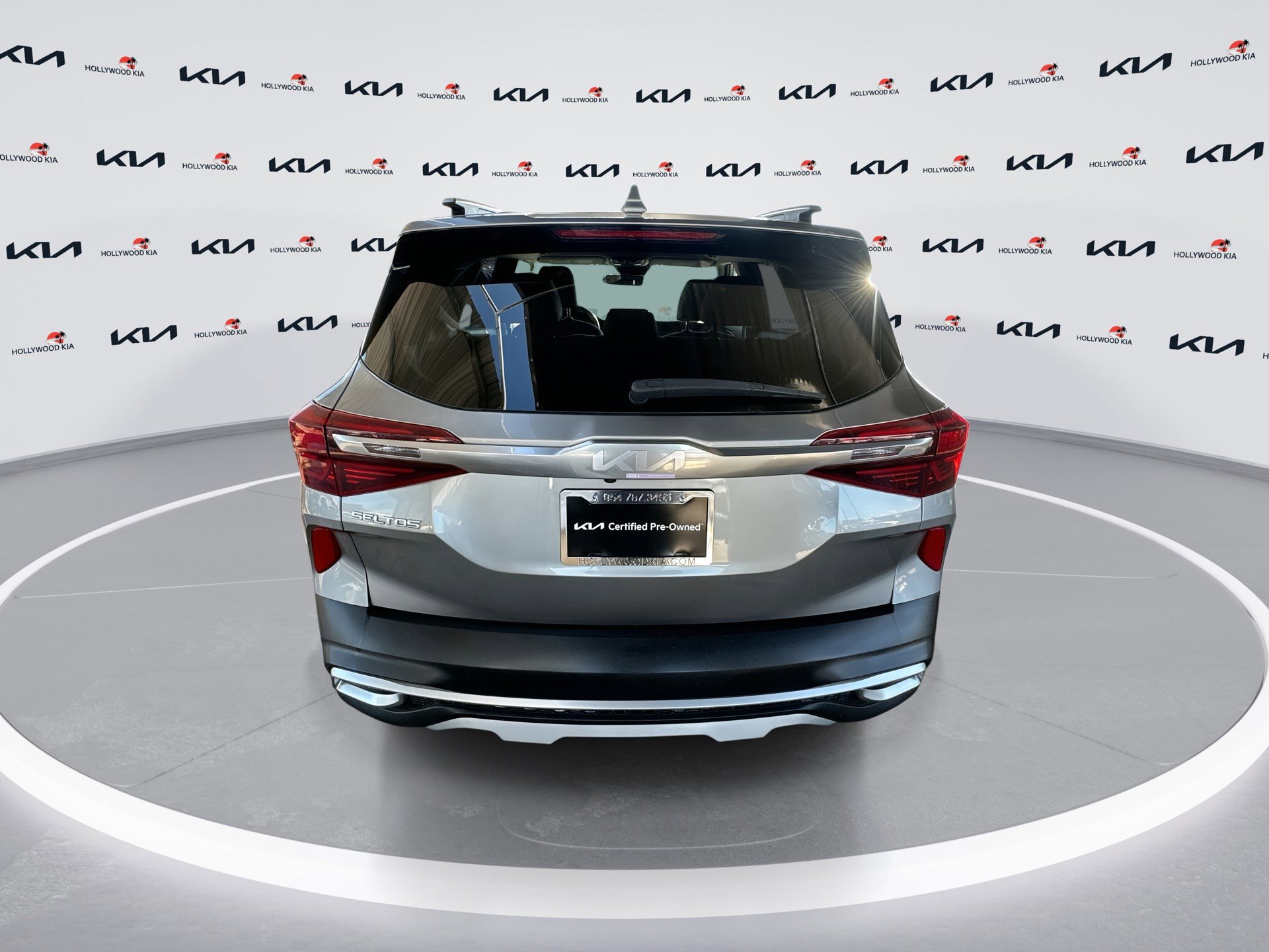 Used 2023 Kia Seltos S w/ Navigation Package image 7