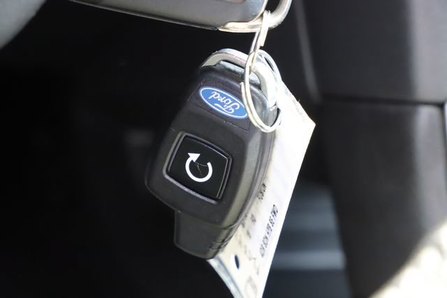 Used 2015 Ford Fusion SE w/ Equipment Group 502A FWD image 32