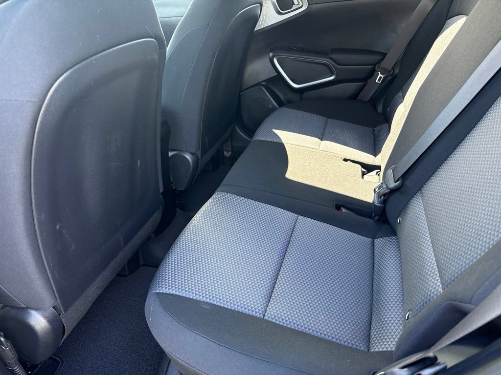 Used 2023 Kia Soul LX FWD image 20