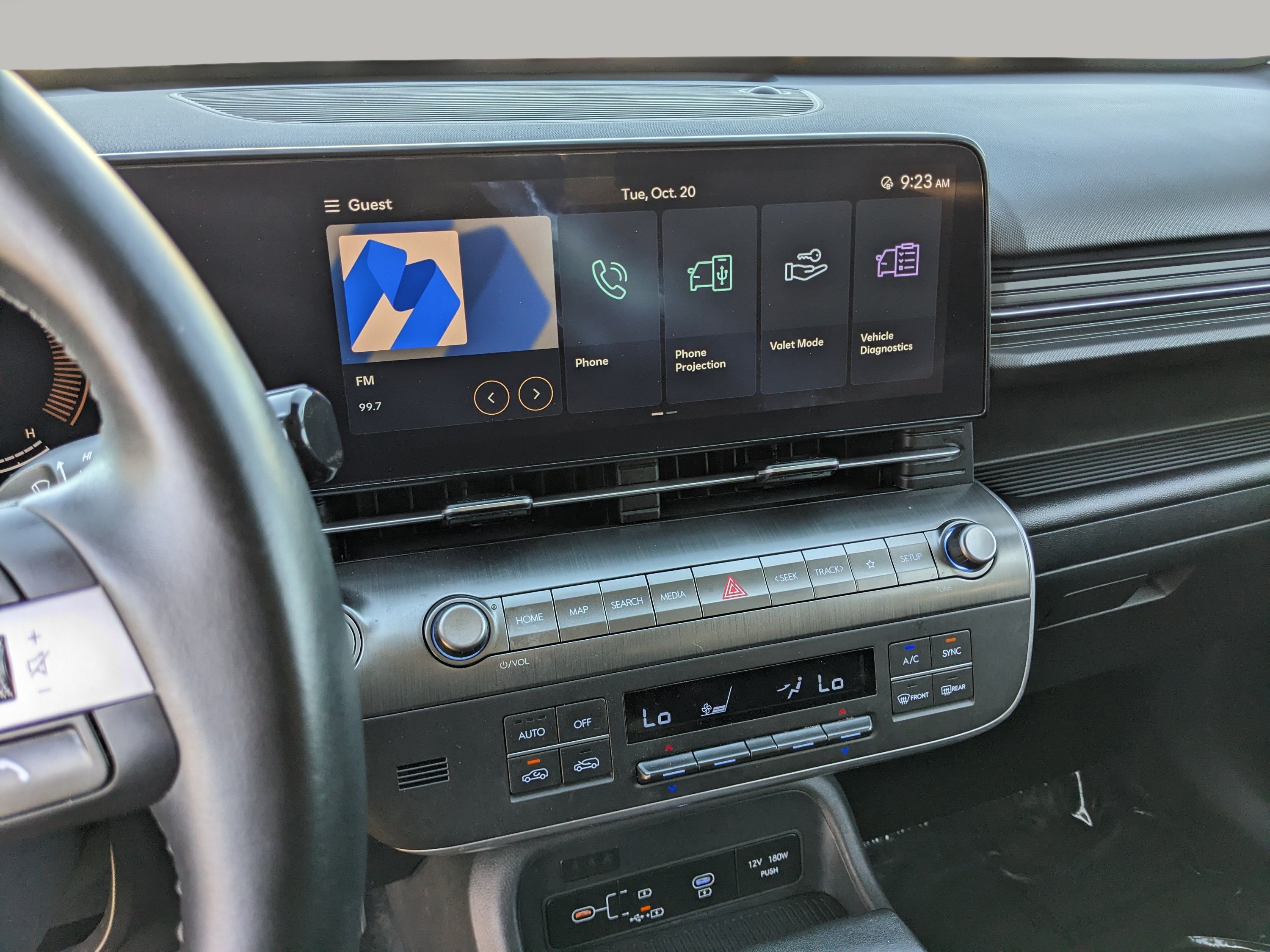 Used 2024 Hyundai Kona SEL FWD image 21