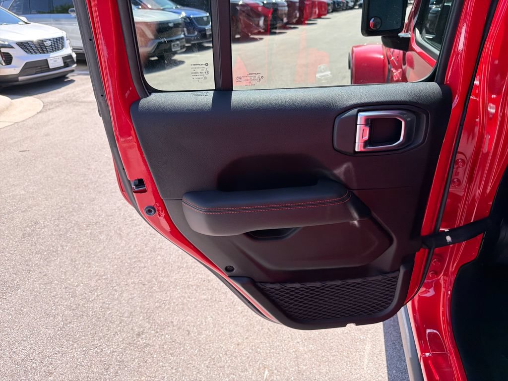 Used 2023 Jeep Gladiator Mojave w/ LED Lighting Group AWD/4WD image 33