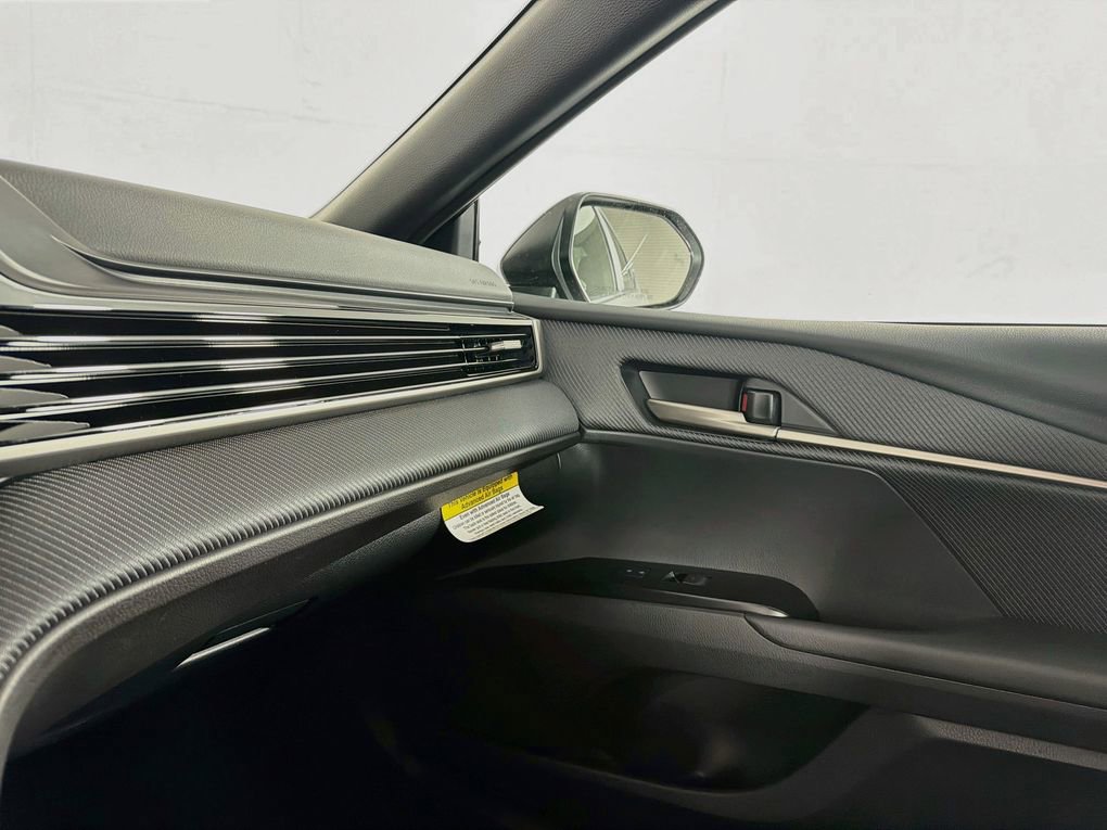 New 2026 Toyota Camry SE FWD image 33