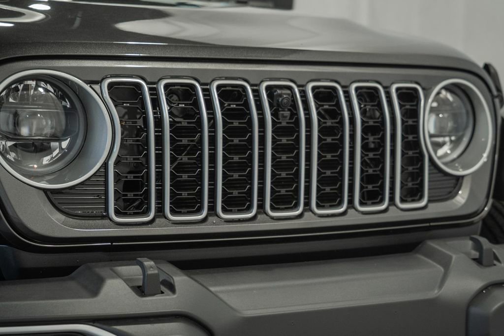 New 2026 Jeep Wrangler Unlimited Sahara AWD/4WD image 10