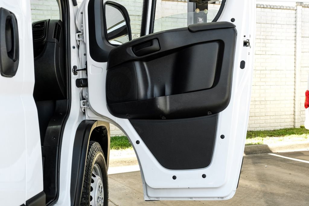 Used 2025 RAM ProMaster 2500 w/ Convenience Group FWD image 40