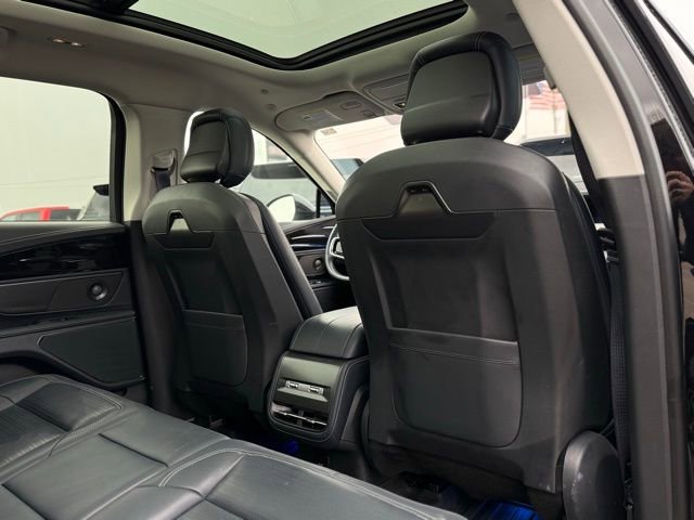 Used 2025 Lincoln Nautilus Reserve image 26