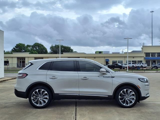 Used 2023 Lincoln Nautilus Reserve image 21