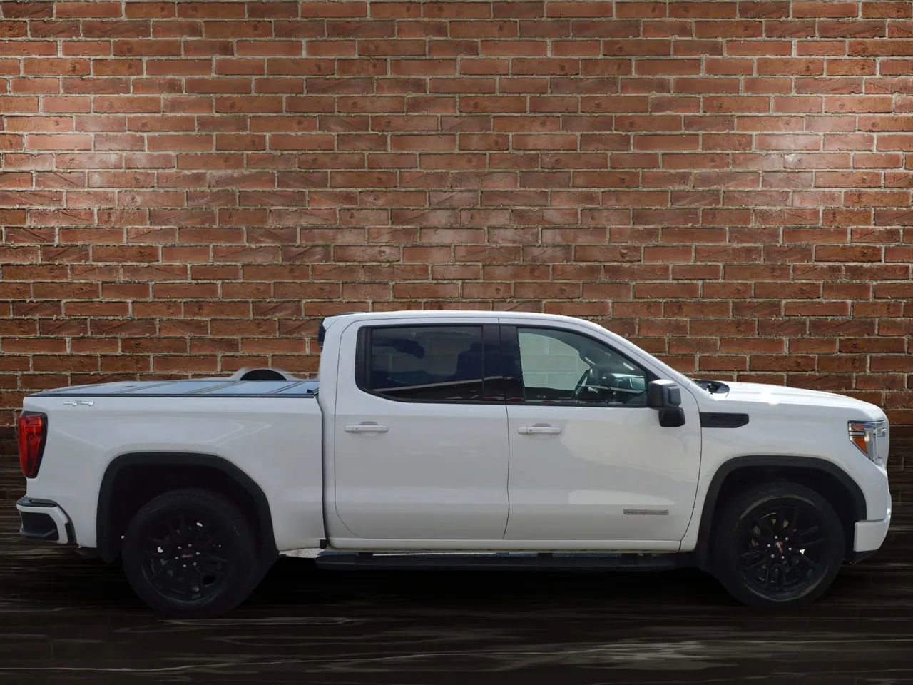Used 2020 GMC Sierra 1500 Elevation w/ Trailering Package image 4
