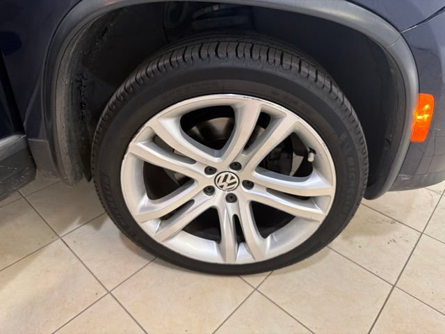 Used 2016 Volkswagen Tiguan SEL FWD image 30
