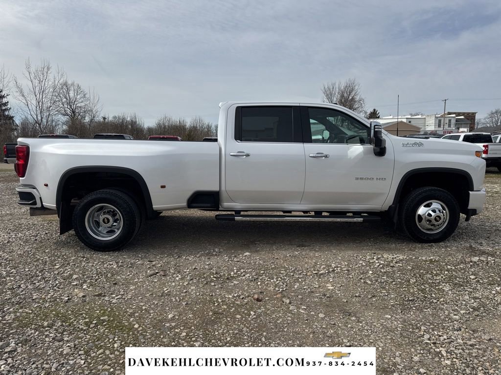 Used 2022 Chevrolet Silverado 3500 High Country w/ Safety Package II image 6