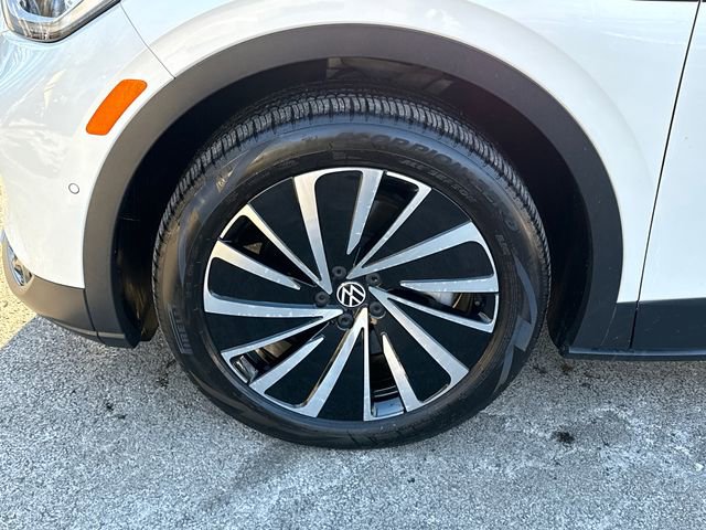 Certified 2023 Volkswagen ID.4 Pro S Plus image 10