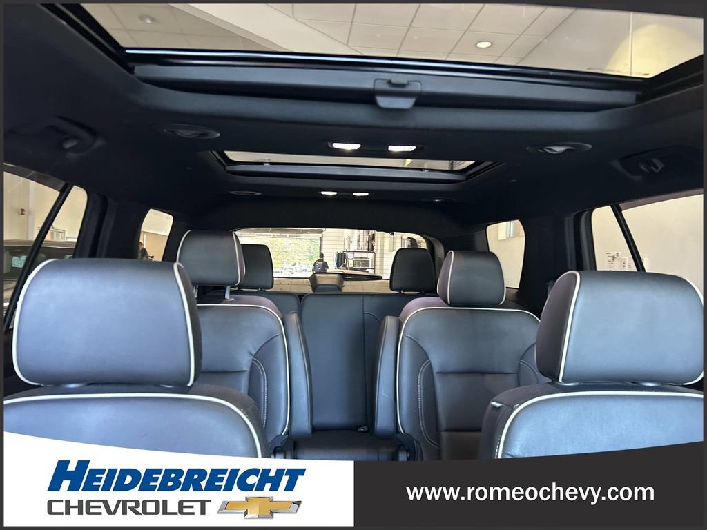Used 2023 Chevrolet Traverse Premier w/ LPO, Floor Liner Package AWD/4WD image 38