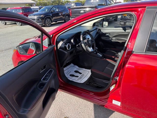 Used 2024 Nissan Versa SR w/ Trunk Package FWD image 18