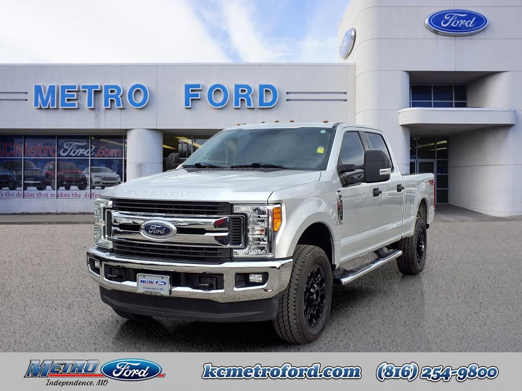 Used 2017 Ford F250 XLT w/ XLT Value Package image 8