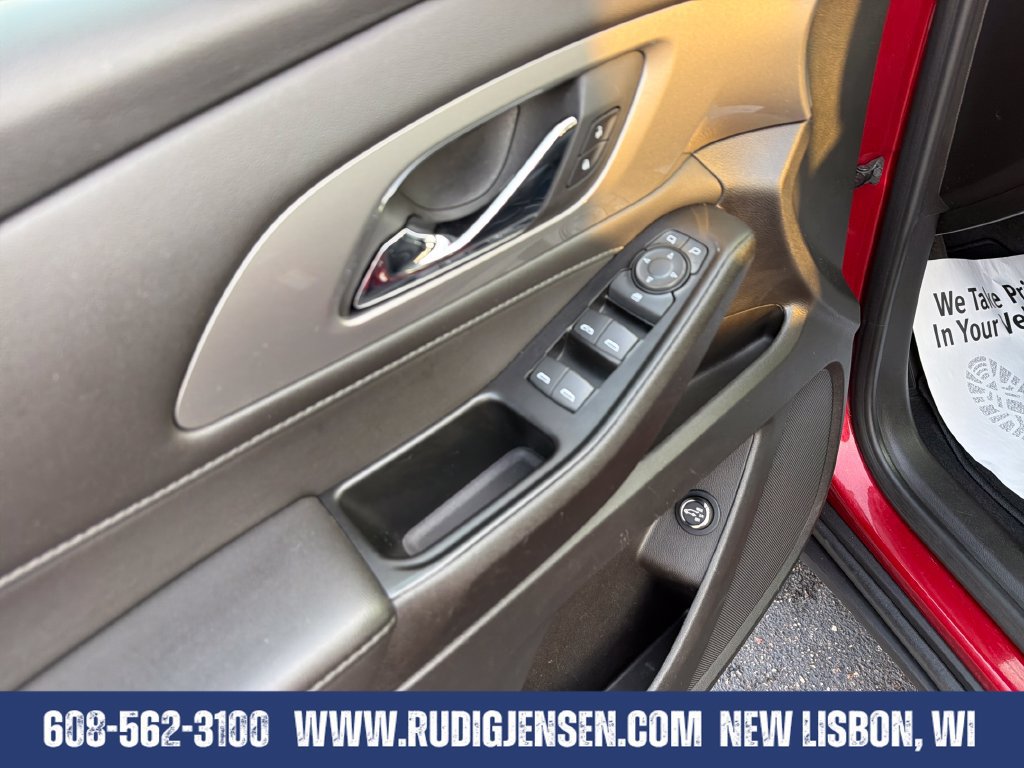 Used 2023 Chevrolet Traverse LT w/ Midnight/Sport Edition AWD/4WD image 11