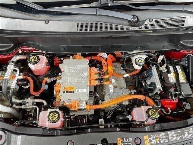 Used 2022 Chevrolet Bolt EUV Premier FWD image 31